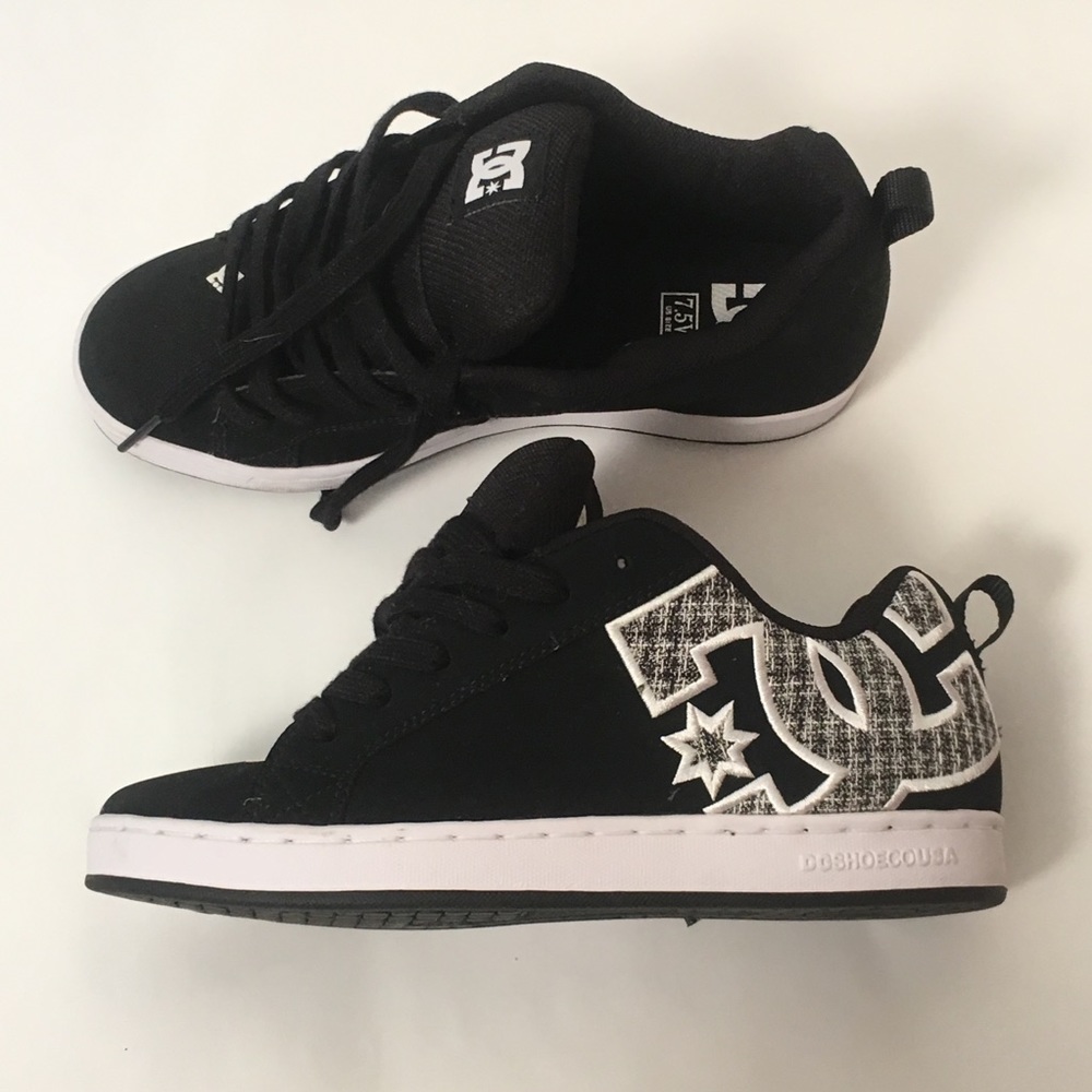 NEW DC Court Graffik Sneakers